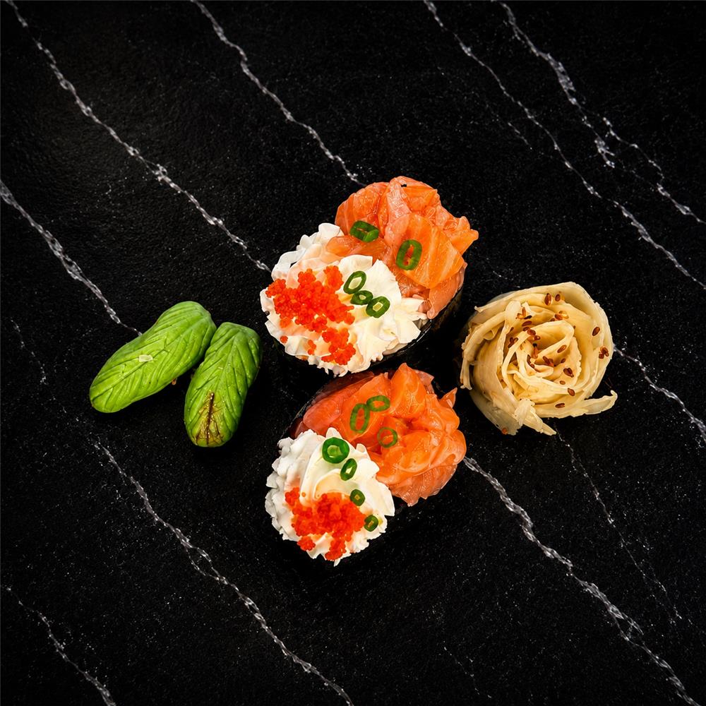 467. Salmon Cheese Nigiri (2 Adet)